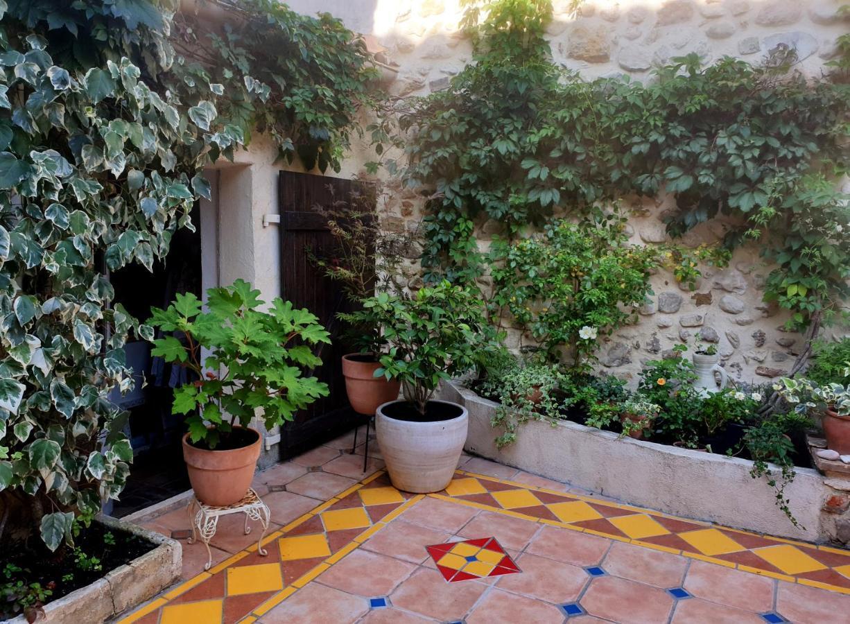 La Maison De St Victor Bed and Breakfast Saint-Victor-de-Malcap Εξωτερικό φωτογραφία